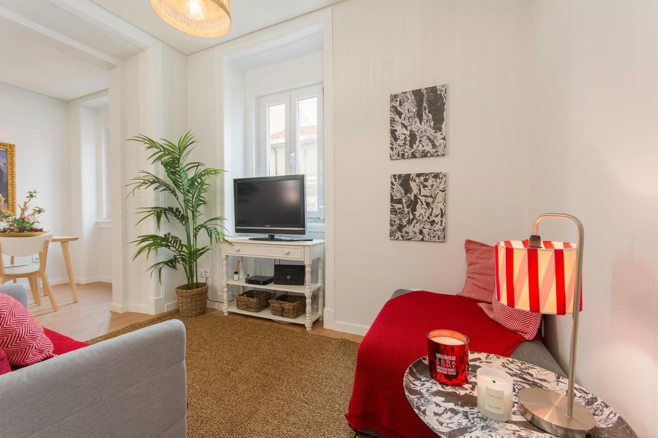 Charming Apartment For A Great Stay In Lisbona Esterno foto