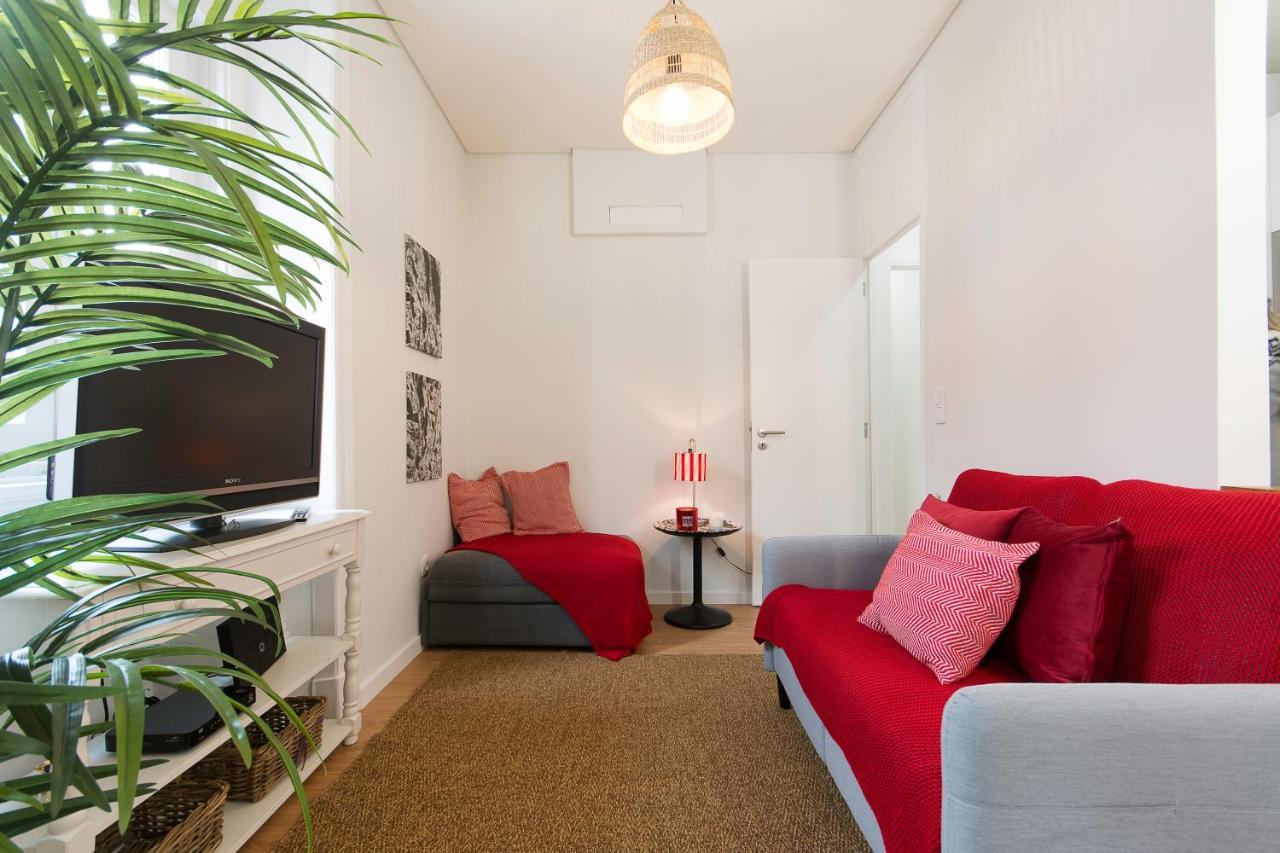 Charming Apartment For A Great Stay In Lisbona Esterno foto