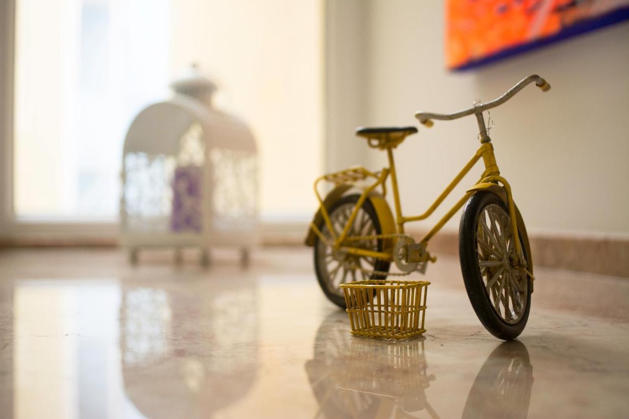 Charming Apartment For A Great Stay In Lisbona Esterno foto