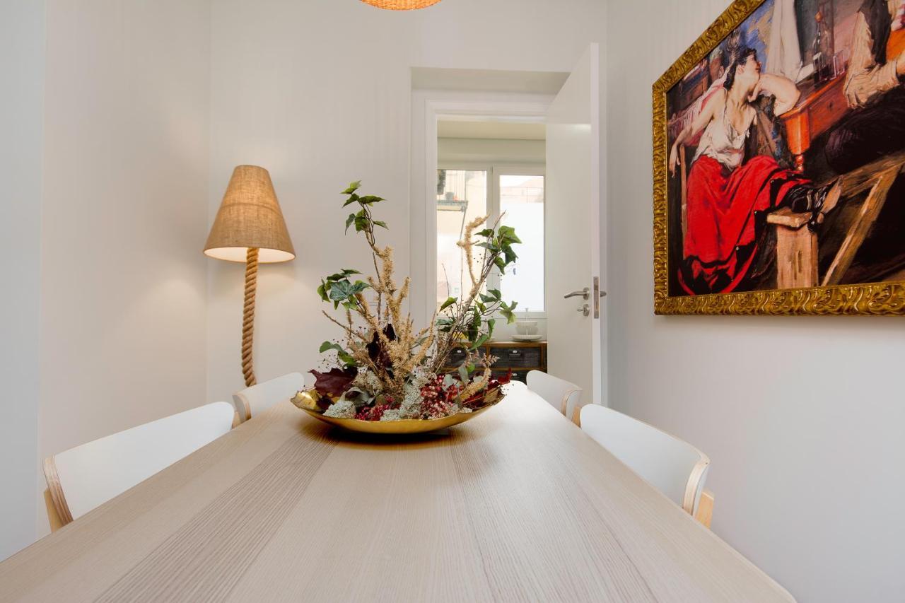 Charming Apartment For A Great Stay In Lisbona Esterno foto